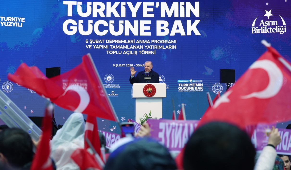 Cumhurbaşkanı Erdoğan’dan deprem bölgesinden önemli açıklamalar