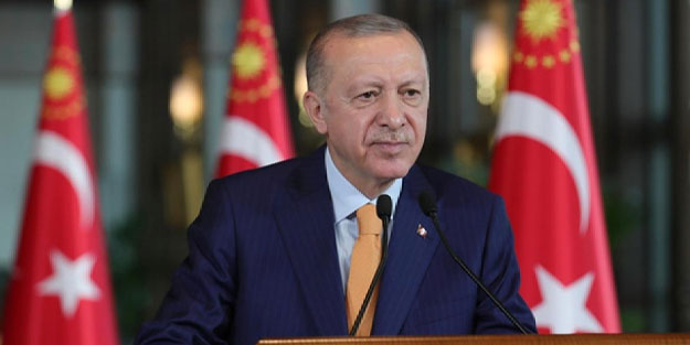 Cumhurbaşkanı Erdoğan, A Milli Futbol Takımını tebrik etti