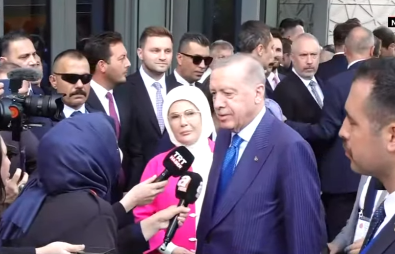 Cumhurbaşkanı Erdoğan ABD’de Türk evinde Türk vatandaşlardan sevgi gösterisi