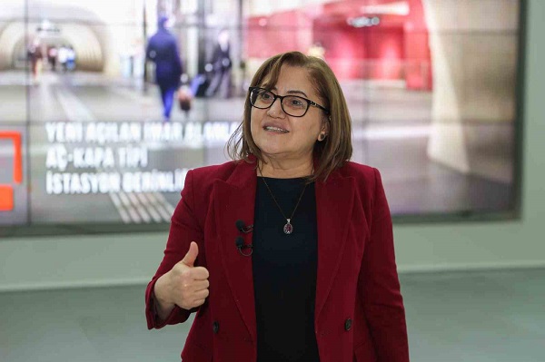 Cumhurbaşkanı Erdoğan açıkladı! Fatma Şahin ile yola devam