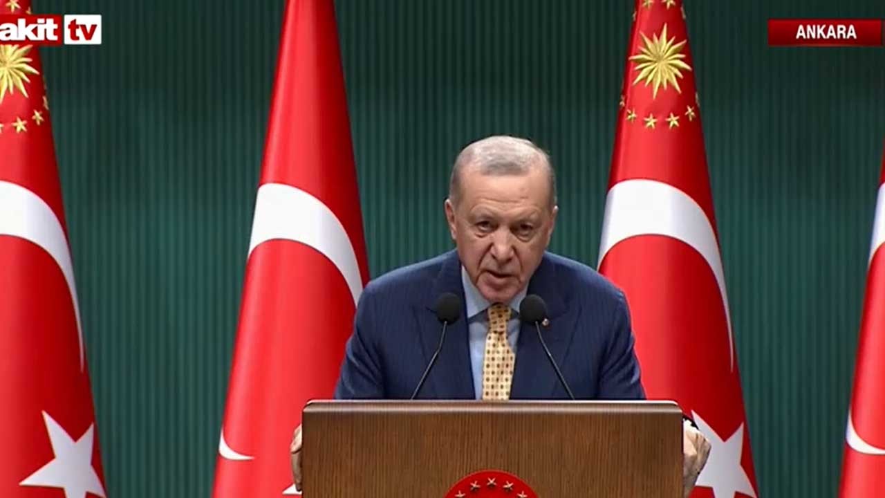 "Bölgemizde terörün devri kapandı" diyen Cumhurbaşkanı Erdoğan: Görüşmemizde Şara'yı tebrik ettim