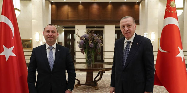 Cumhurbaşkanı Erdoğan, Avrupa'daki Türk sivil toplum kuruluşu temsilcilerini kabul etti