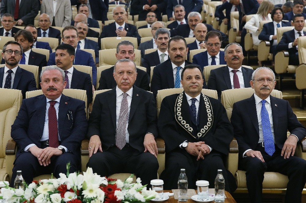 Cumhurbaşkanı Erdoğan AYM’de yemin törenine katıldı 