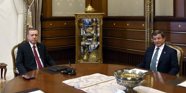 Erdoğan, Davutoğlu'nu kabul etti.