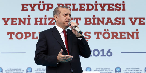 Erdoğan Davutoğlu'na teşekkür etti