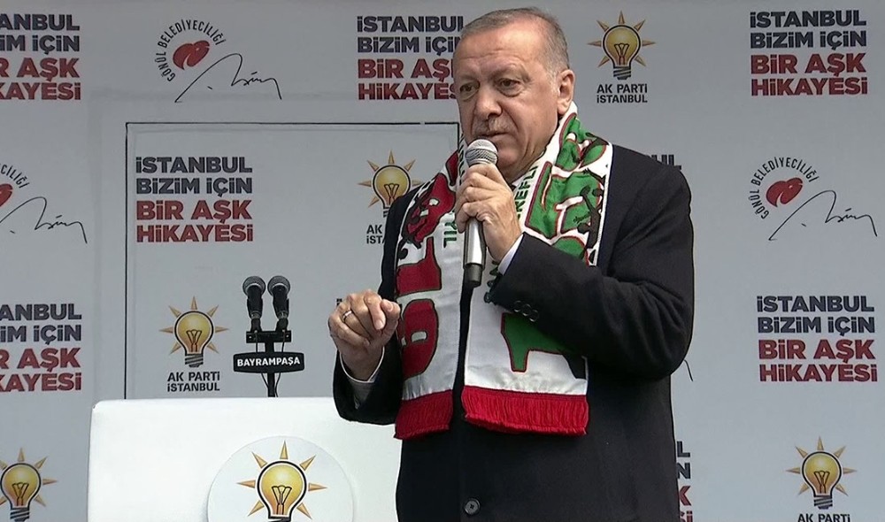 Cumhurbaşkanı Erdoğan: “Belediye başkanlığı seçimi için terör baronları niye kampanya yürütüyor” 