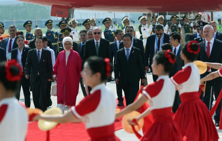 Cumhurbaşkanı Erdoğan, Çin’de Şanghay Zirvesi’nde
