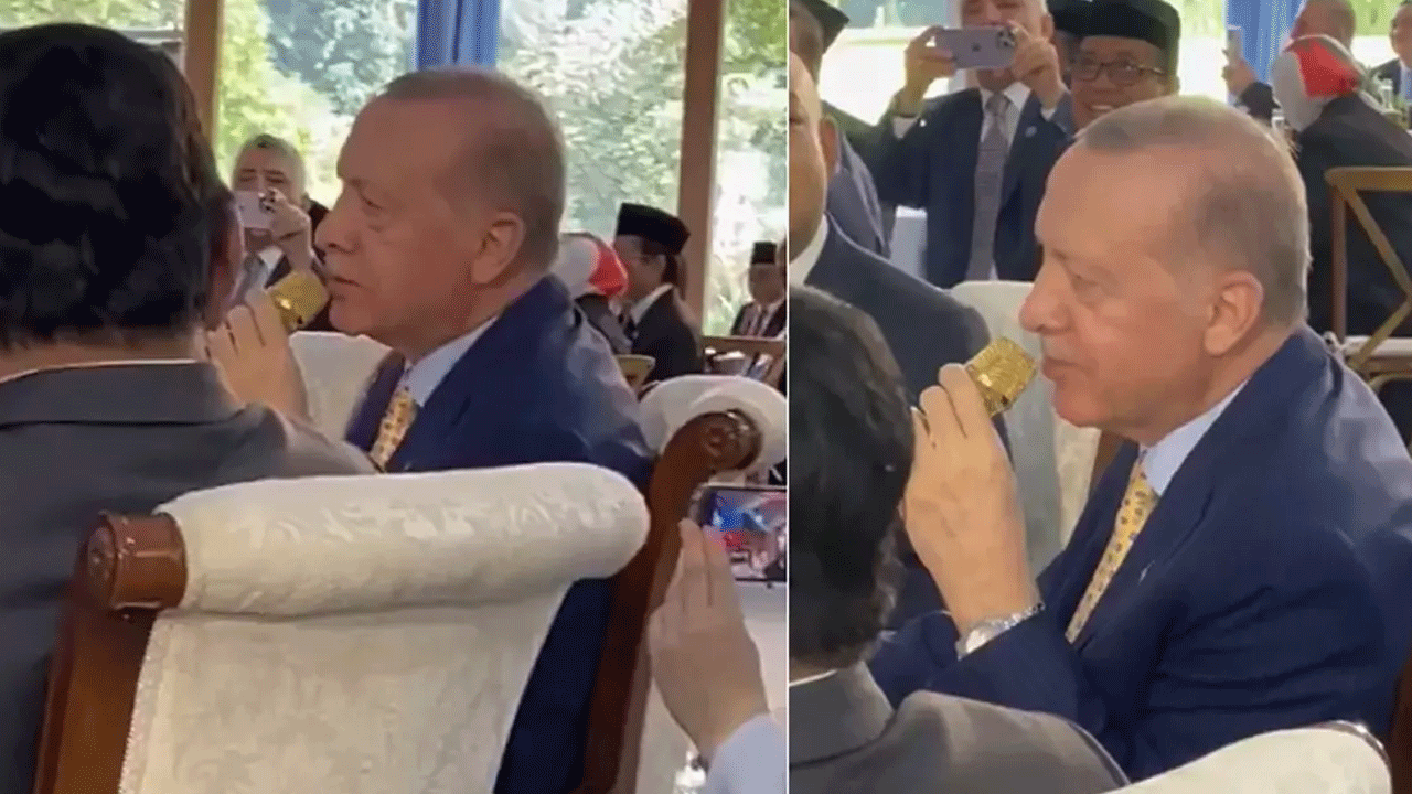 Erdoğan Endonezya'da Mehter Marşı'na eşlik etti