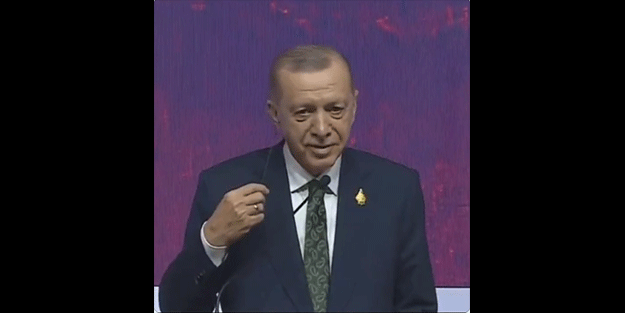 Cumhurbaşkanı Erdoğan Fransız muhabiri dünyanın gözü önünde rezil etti!