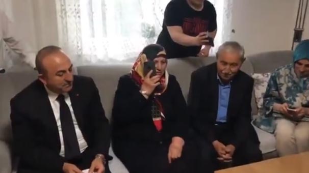 Cumhurbaşkanı Erdoğan, Genç ailesiyle telefonda görüştü