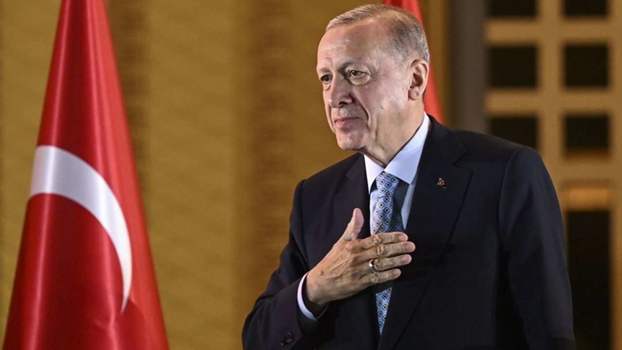 Cumhurbaşkanı Erdoğan gençlere seslendi: Eksiklerimizi telafi edecek olanlar sizlersiniz