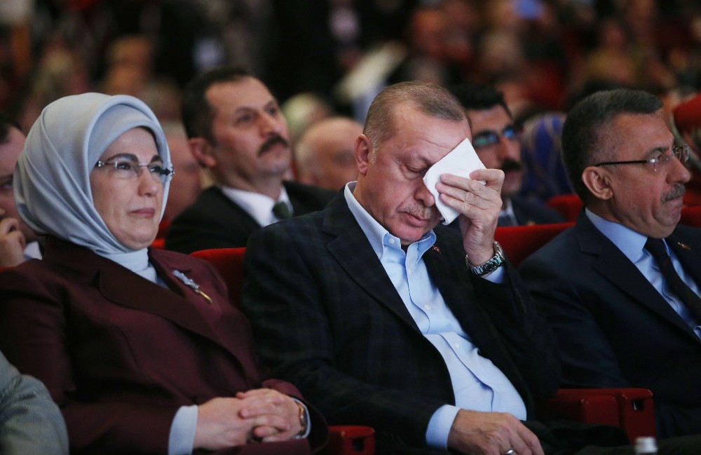 Cumhurbaşkanı Erdoğan gözyaşlarını tutamadı 