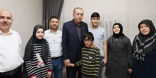 Cumhurbaşkanı Erdoğan, hafız Ravzanur'u ziyaret etti