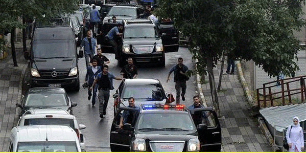 Cumhurbaşkanı Erdoğan hastanede ziyaret etti