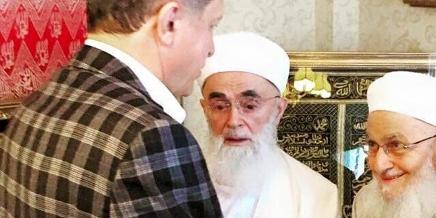  Erdoğan, hocası Kemal Efendi ile buluştu