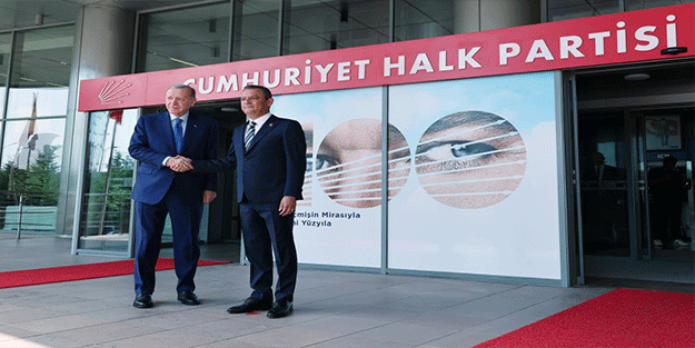 Cumhurbaşkanı Erdoğan ile Özgür Özel'in görüştüğü konular belli oldu!