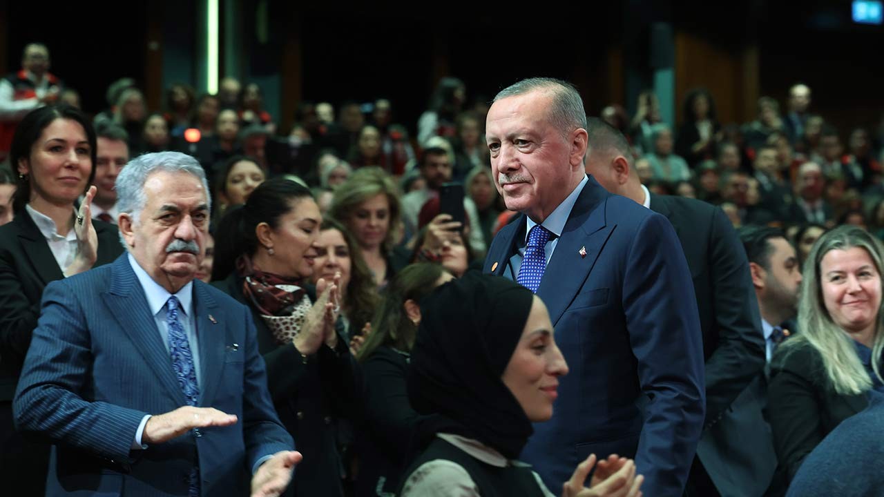 Cumhurbaşkanı Erdoğan: Kadına yönelik şiddet insanlık suçudur