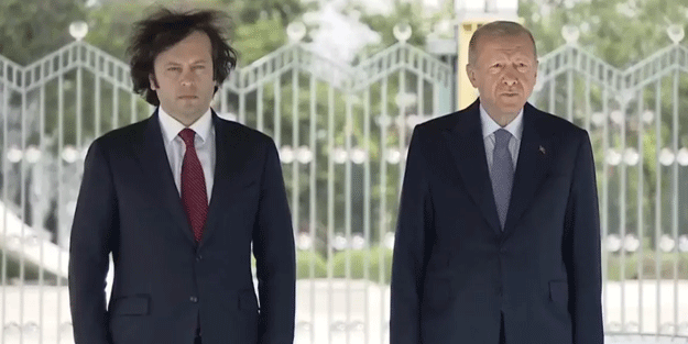 Erdoğan, Kobakhidze'yi resmi törenle karşıladı