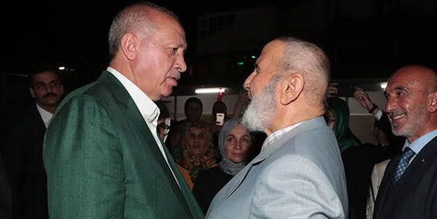 Cumhurbaşkanı Erdoğan, Konya’da çeyrek asırlık dostunu unutmadı