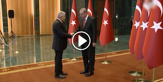 Cumhurbaşkanı Erdoğan, Külliye'de tebrikleri kabul etti