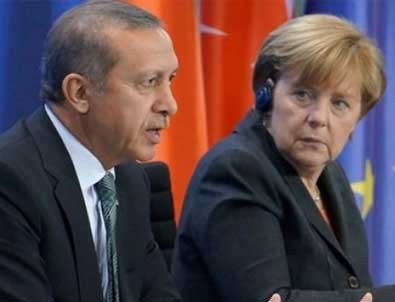 'Cumhurbaşkanı Erdoğan Merkel’i daha da köşeye sıkıştırdı'