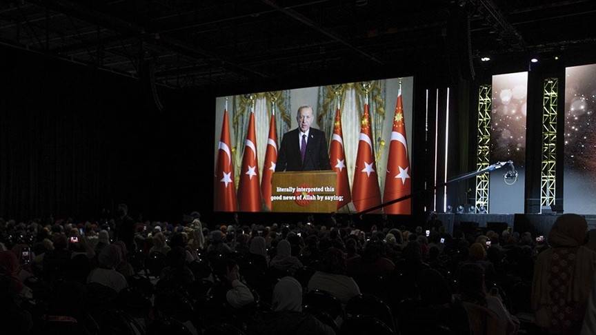 Cumhurbaşkanı Erdoğan: Müslümanların dirliğe kavuşması ancak kendi aralarında beraber olmaları ile mümkündür