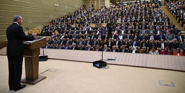 Erdoğan neden her hafta muhtarlarla toplanıyor ?