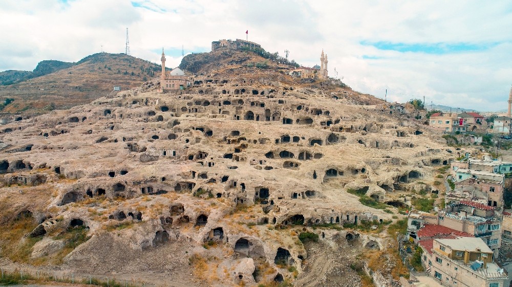 Cumhurbaşkanı Erdoğan, Nevşehir Kalesi için yenileme kararını imzaladı 