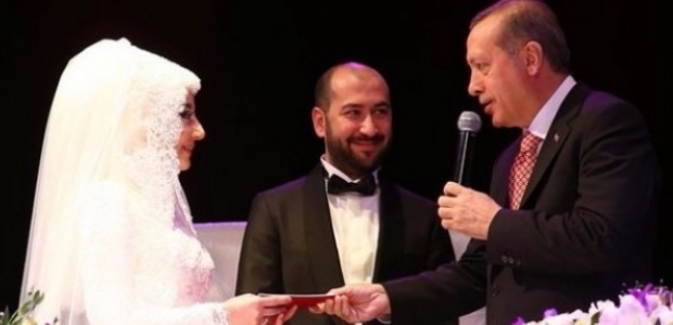 Cumhurbaşkanı Erdoğan nikah şahidi oldu