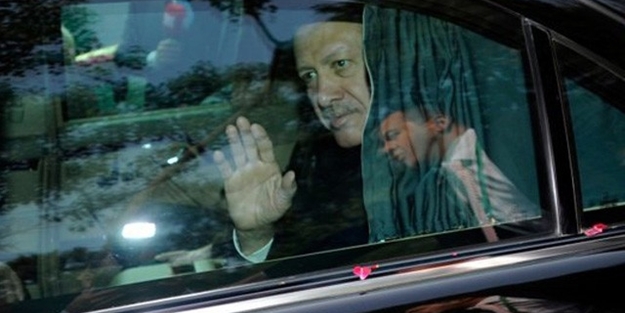 Cumhurbaşkanı Erdoğan nikah salonuna geldi