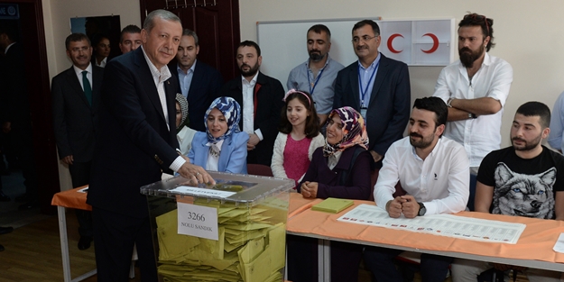 Cumhurbaşkanı Erdoğan ilk kez oyunu kullandı