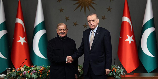 Cumhurbaşkanı Erdoğan Pakistan Başbakanı ile görüştü