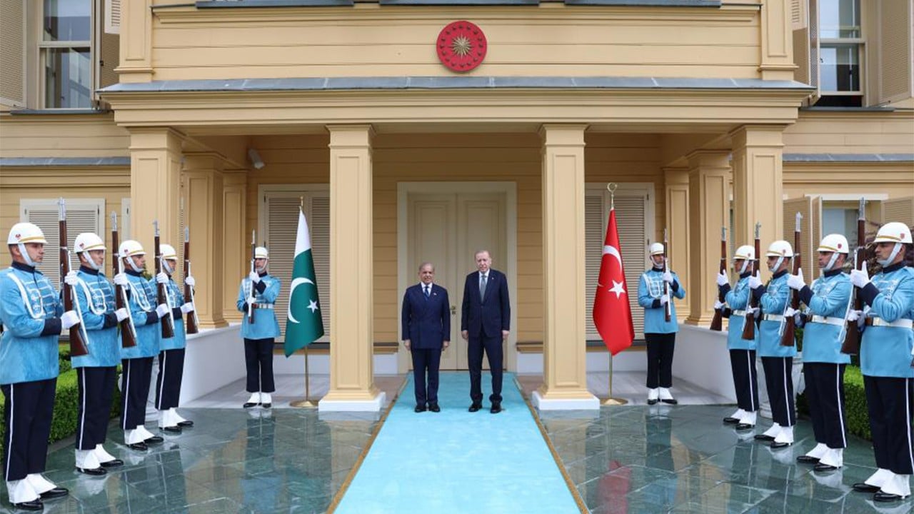 Cumhurbaşkanı Erdoğan, Pakistan Başbakanı Şerif’i resmi törenle karşıladı
