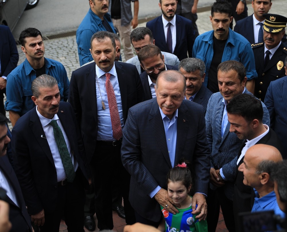 Cumhurbaşkanı Erdoğan Rize’den ayrıldı 
