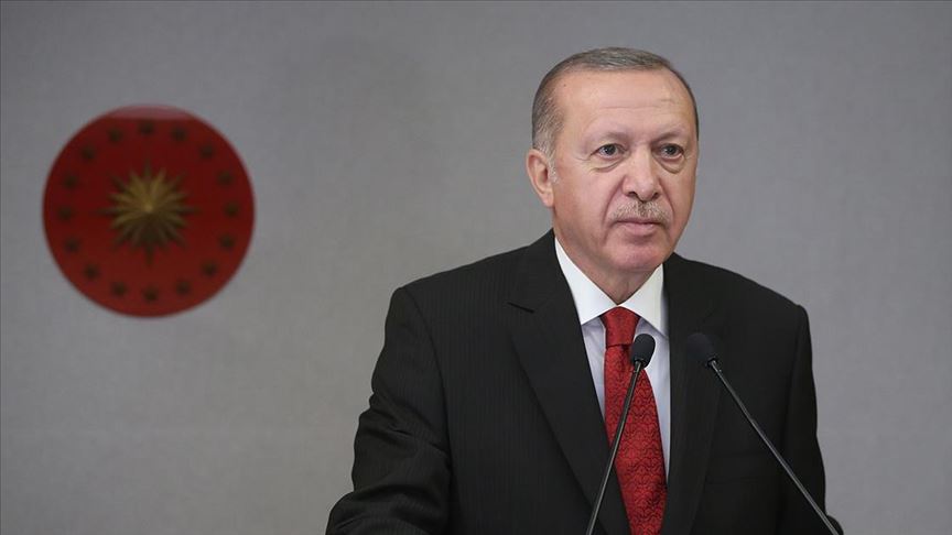Cumhurbaşkanı Erdoğan şair Cahit Zarifoğlu ve Abdurrahim Karakoç'u rahmetle andı