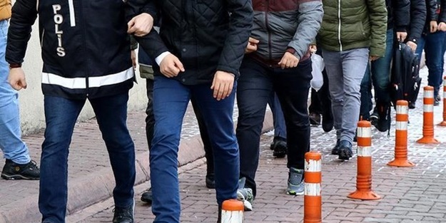 Cumhurbaşkanı Erdoğan sinyali vermişti... FETÖ'ye bir darbe daha