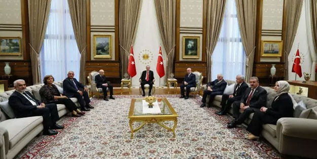 Cumhurbaşkanı Erdoğan, siyasi parti liderlerini kabul etti