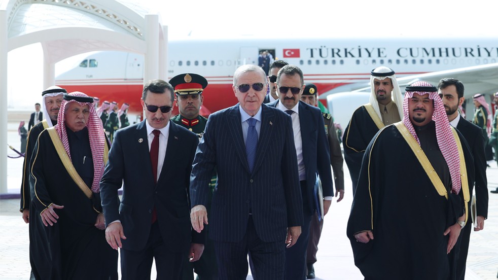 Cumhurbaşkanı Erdoğan, Suudi Arabistan'da!