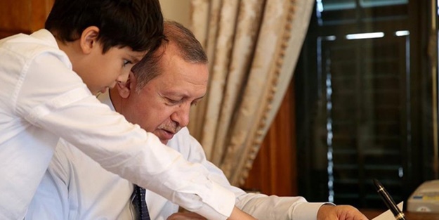 Cumhurbaşkanı Erdoğan, torunuyla fotoğraflarını...