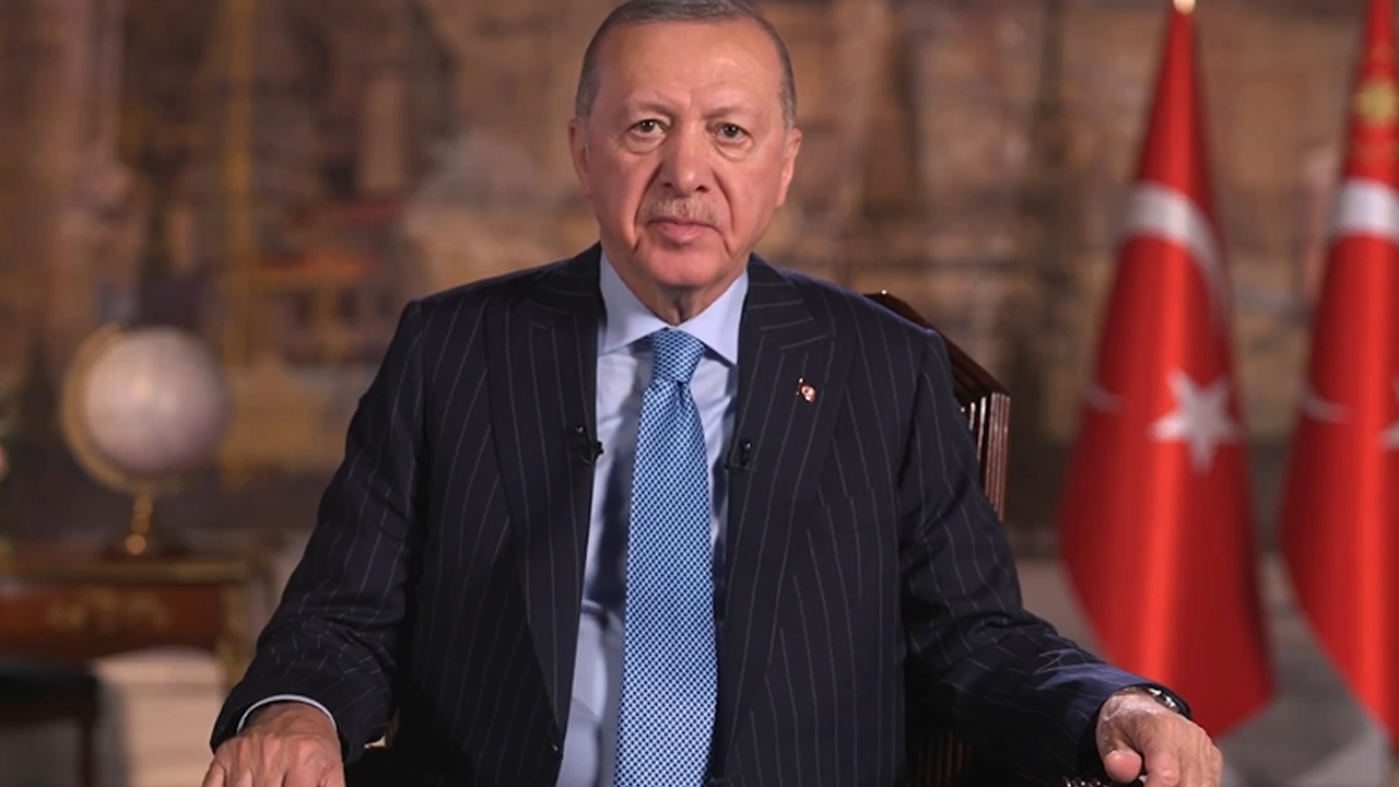 Cumhurbaşkanı Erdoğan, Türkeş’i vefat yıl dönümünde andı