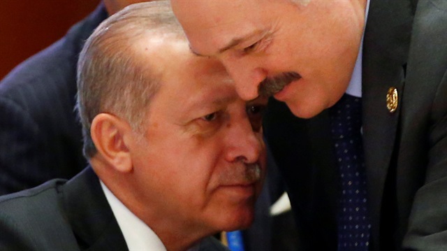 Cumhurbaşkanı Erdoğan ve Lukaşenko'nun dikkati çeken sohbeti