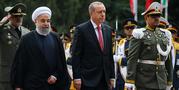 Erdoğan ve Ruhani 'suikastı' görüştü!