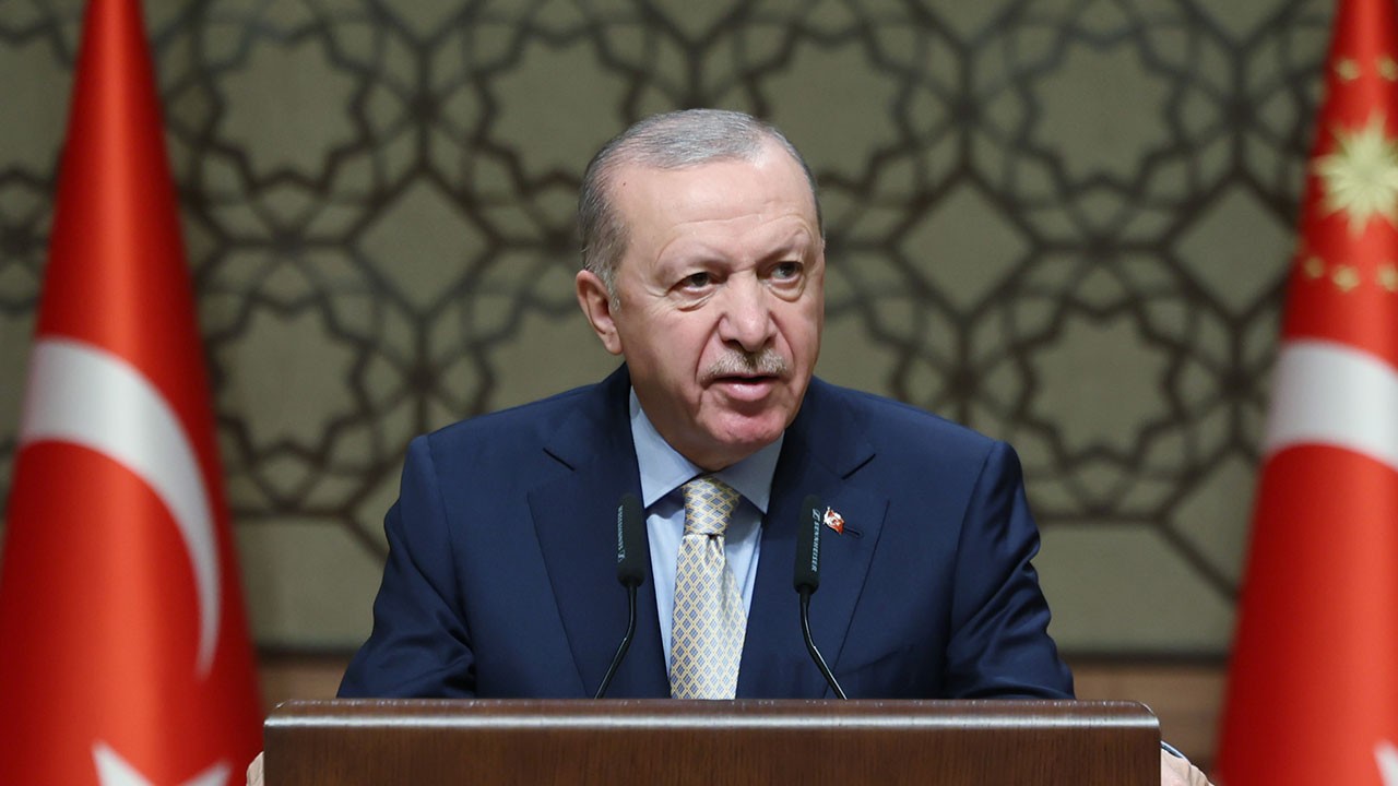 Cumhurbaşkanı Erdoğan yeni kaymakamlara seslendi: Garip gurebanın gelmesini beklemeyin, kapılarına gidin