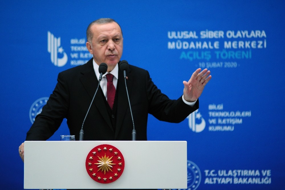 Cumhurbaşkanı Erdoğan: “Yerli 5G teknolojinin altyapısını kurmadan 5G’ye geçemeyiz” 