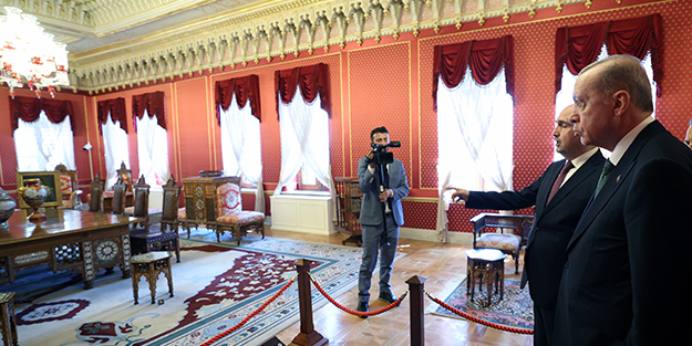 Cumhurbaşkanı Erdoğan, Yıldız Sarayı'nı gezdi