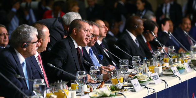 Erdoğan yine liderlerin yüzlerine vurdu