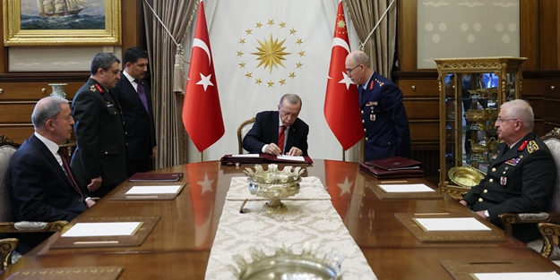 Cumhurbaşkanı Erdoğan, Yüksek Askeri Şura kararlarını onayladı!