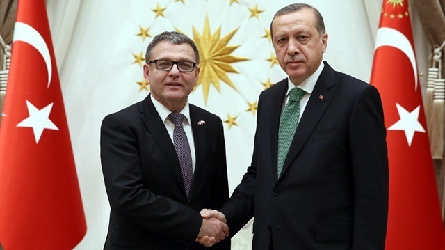 Cumhurbaşkanı Erdoğan Zaoralek'i kabul etti