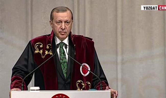 Cumhurbaşkanı Erdoğan'a Fahri Doktora verildi