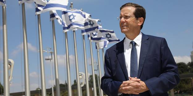 Cumhurbaşkanı Erdoğan'a İsrail Cumhurbaşkanı'ndan 'geçmiş olsun' telefonu